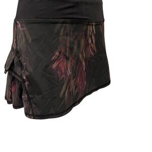Lululemon Skirt - Size 2